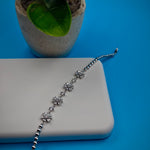 Load image into Gallery viewer, Flora Luxe
