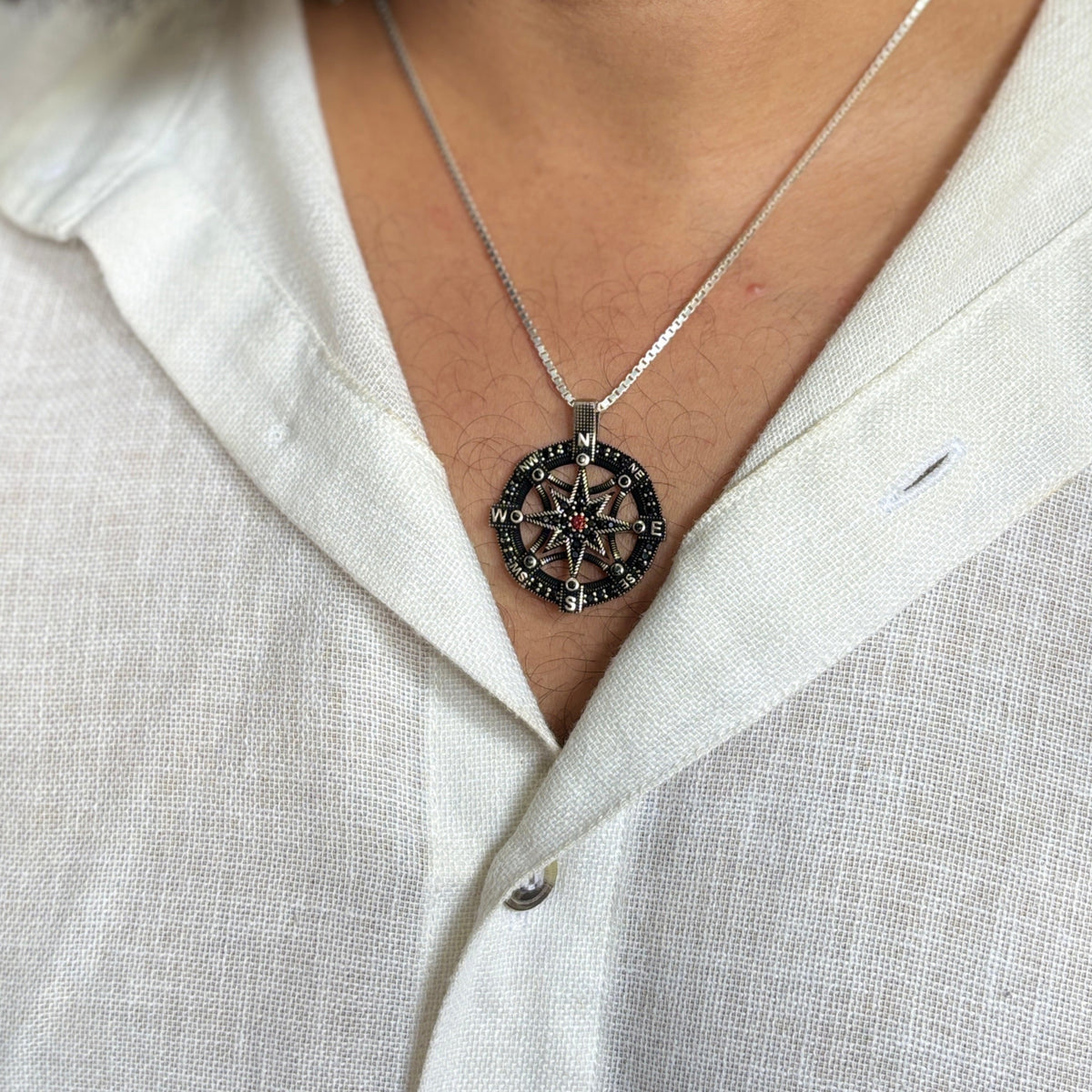 Pathfinder pendant