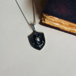 Load image into Gallery viewer, Anchor skull Pendant
