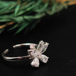 Load image into Gallery viewer, Crystal butterfly ring
