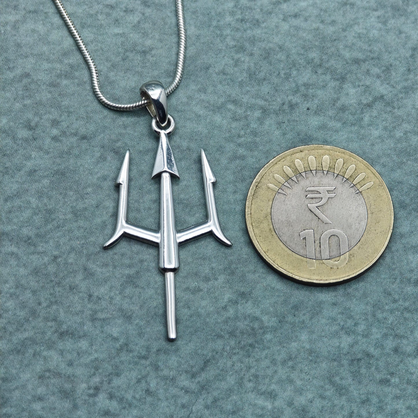 Trident pendant and Chain